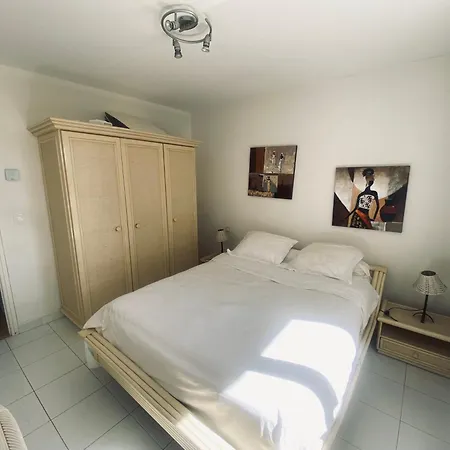 Maison Entiere 5 10 Personnes Au Calme Casa de Férias La Salvetat