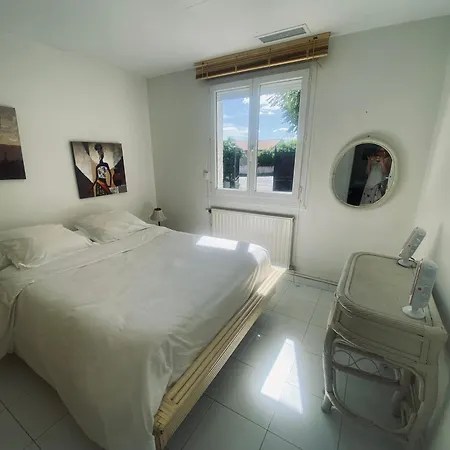Maison Entiere 5 10 Personnes Au Calme Casa de Férias *